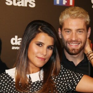 Karine Ferri et Yann-Alrick Mortreuil au photocall de l'émission "Danse Avec Les Stars - Saison 7" à Boulogne-Billancourt, le 28 septembre 2016.