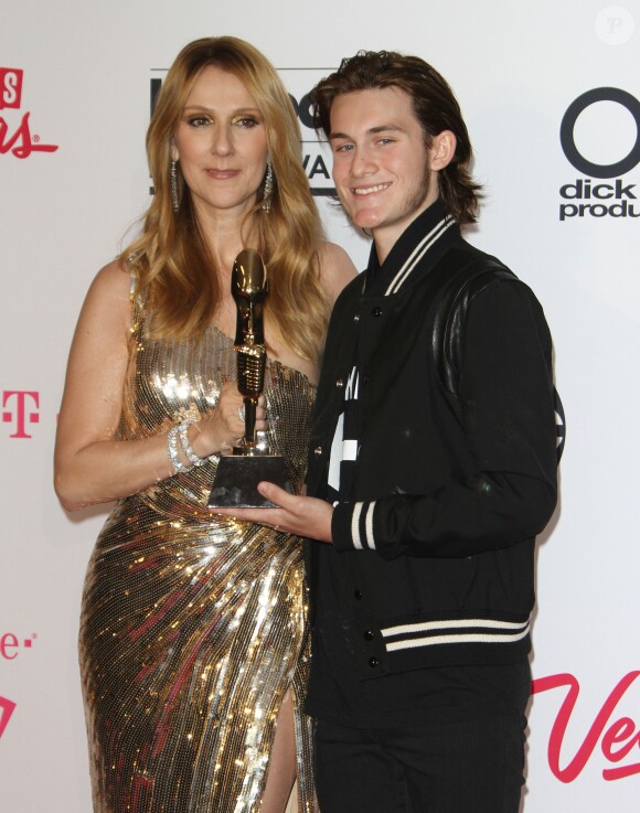 Céline Dion et son fils René Charles Angélil au press room de la soirée Billboard Music Awards à T-Mobile Arena à Las Vegas, le 22 mai 2016