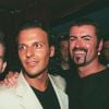 George Michael avec Jean-Roch à La Villa à Saint-Tropez en 1997. Le chanteur anglais est mort à 53 ans le 25 décembre 2016.