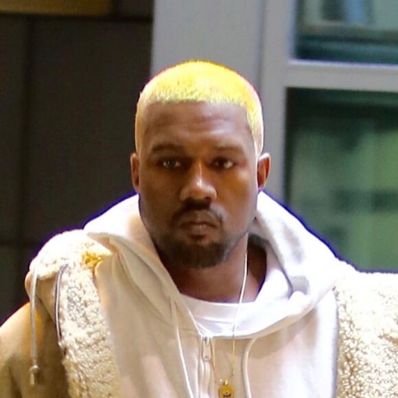 Kanye West à la sortie du cinéma Arclight à Los Angeles, le 26 décembre 2016.