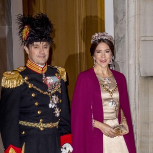 Le prince héritier Frederik et la princesse héritière Mary de Danemark au banquet du Nouvel An au palais Christian VII à Amalienborg, à Copenhague, le 1er janvier 2017.