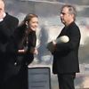 Billie Lourd, Todd Fisher - Funérailles de Carrie Fisher et de sa mère Debbie Reynolds au cimetière Forest Lawn d'Hollywood Hills à Los Angeles, Californie, Etats-Unis, le 6 janvier 2017.