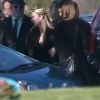 Billie Lourd et son compagnon Taylor Lautner - Funérailles de Carrie Fisher et de sa mère Debbie Reynolds au cimetière Forest Lawn d'Hollywood Hills à Los Angeles, Californie, Etats-Unis, le 6 janvier 2017.