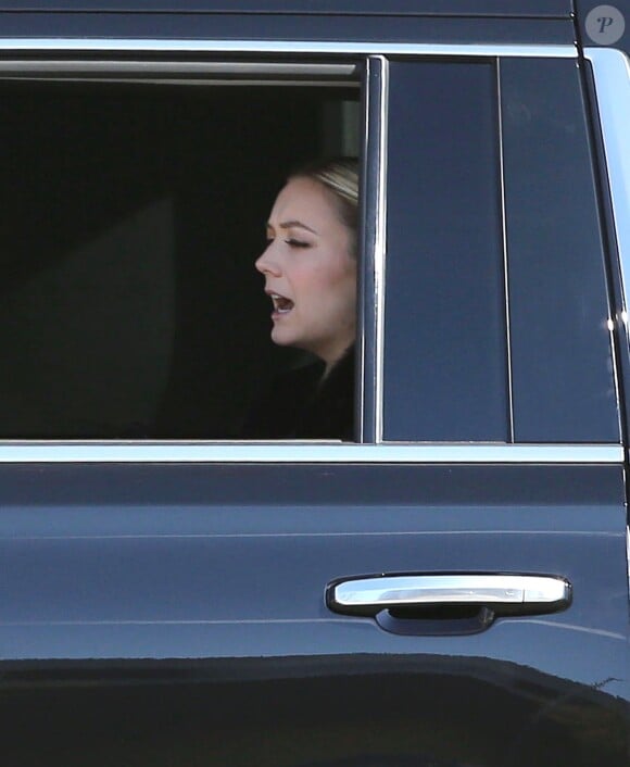 Billie Lourd et Taylor Lautner vont déjeuner au In-N-Out après les funérailles de Carrie Fisher et de sa mère Debbie Reynolds à Los Angeles, Californie, Etats-Unis, le 6 janvier 2017.