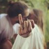 Tom Ackerley et Margot Robbie confirmant leur mariage sur Instagram le 19 décembre 2016