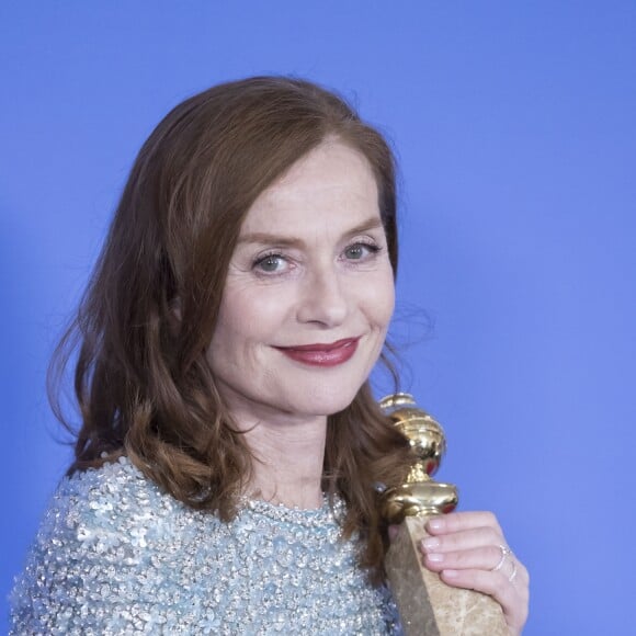 Isabelle Huppert - Press Room lors de la 74ème cérémonie annuelle des Golden Globe Awards à Beverly Hills, Los Angeles, Californie, Etats-Unis, le 8 janvier 2017. © Olivier Borde/Bestimage