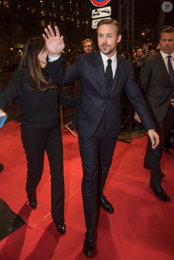 Ryan Gosling - Arrivées - Avant-première du film "La La Land" au cinéma UGC Normandie à Paris, le 10 janvier 2017.