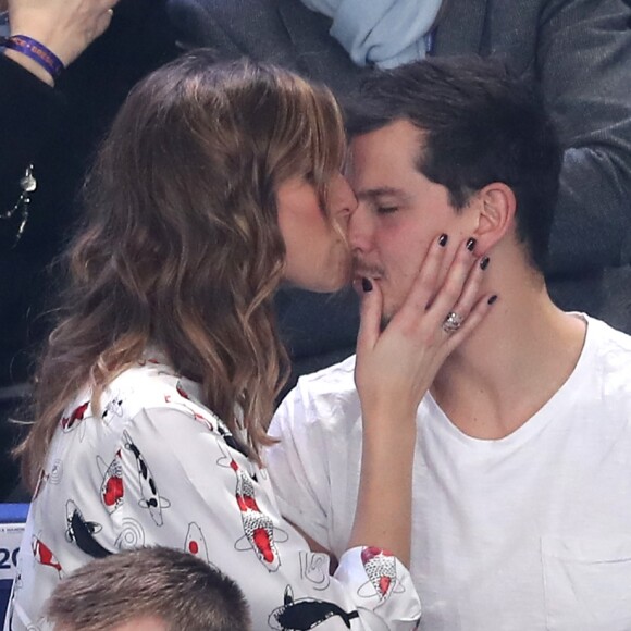 Laury Thilleman, son compagnon Juan Arbelaez et Jean-Luc Reichmann lors du match d'ouverture du Mondial de handball 2017, France-Brésil (31-16), à l'AccorHotels Arena à Paris le 11 janvier 2017. © Cyril Moreau/Bestimage