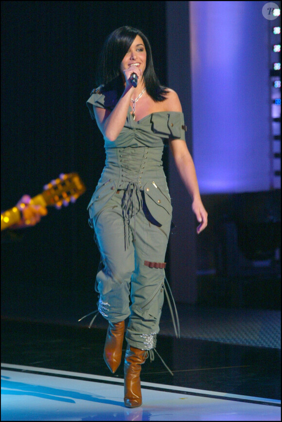 Jenifer aux NRJ Music Awards 2003 à Cannes. Janvier 2003.