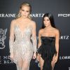 Khloe Kardashian et sa soeur Kourtney Kardashian au Gala 2016 "Angel Ball hosted by Gabrielle's Angel Foundation for Cancer Research", qui honore, entre autres, Robert Kardashian, à Cipriani Wall Street à New York, le 21 novembre 2016.