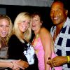 OJ Simpson entouré de jolies filles lors d'une soirée à New York, le 17 novembre 2006