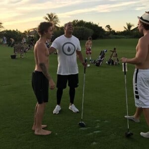 Justin Bieber et Patrick Schwarzenegger en vacances aux Bahamas, janvier 2017. Ici avec Micah Cravalho