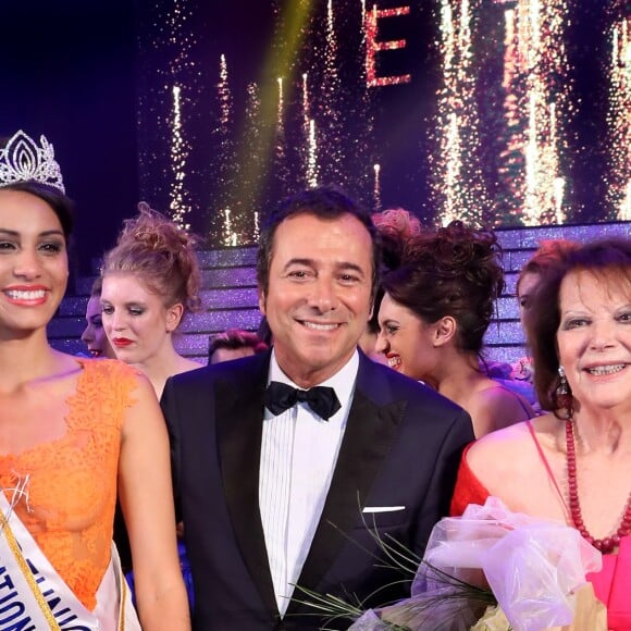 Cécile Bègue est élue Miss Prestige National 2017. Cabaret l'Ange Bleu à Gauriaguet, près de Bordeaux, le 14 janvier 2017. © Patrick Bernard / Bestimage