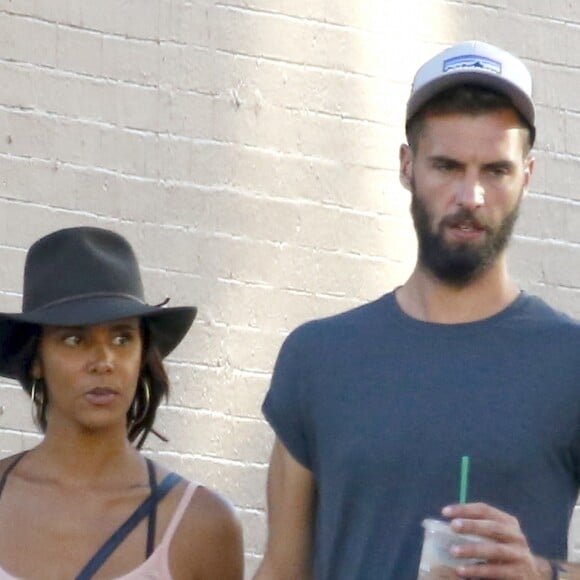 Benoît Paire et Shy'm se promènent dans les rues de Brooklyn à New York, le 23 août 2016