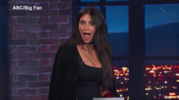 Kim Kardashian participe à l'émission Big Fan, enregistrée au mois d'avirl 2016 et diffusée le 16 janvier 2017.