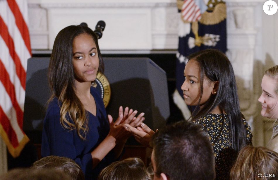 Malia et Sasha Obama à la Maison Blanche à Washington le ...