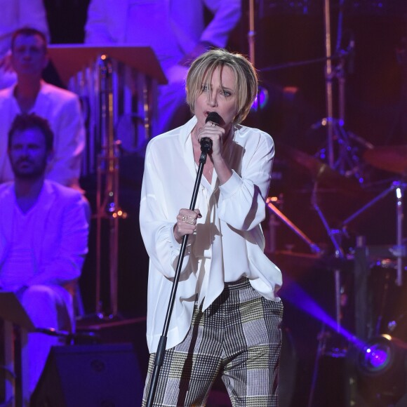 Exclusif - Patricia Kaas lors de l'Enregistrement de l'émission "Les années bonheur" présentée par Patrick Sébastien à La Plaine-Saint-Denis le 11 octobre 2016. L'émission sera diffusée le 10 Décembre 2016. © Giancarlo Gorassini/Bestimage