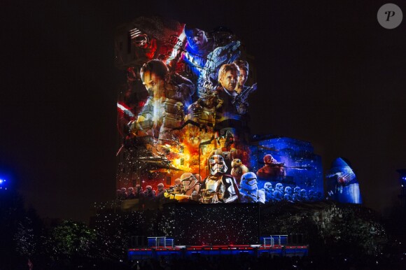 Ambiance - Les personnages de Star Wars font le show à Disneyland Paris pour "La Saison de la Force" le 21 janvier 2017
