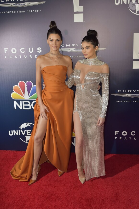 Kendall Jenner (robe Paule Ka) et sa soeur Kylie Jenner lors de l'after party NBCUniversal après les Golden Globes à Beverly Hills, le 8 janvier 2017. © Future-Image via ZUMA Press/Bestimage