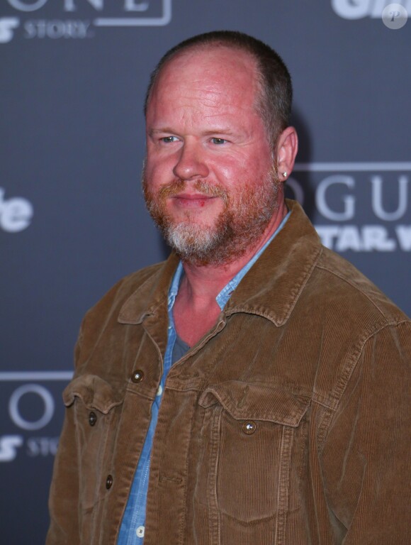 Joss Whedon à la première de "Rogue One: A Star Wars Story" au théâtre The Pantages à Hollywood, le 10 décembre 2016