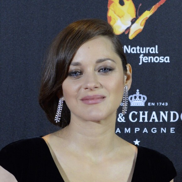 Marion Cotillard enceinte lors de la première de "Alliés" (Allied) au cinéma Callao à Madrid, Espagne, le 22 novembre 2016.  Actors Marion Cotillard and Brad Pitt attend the premiere of the Paramount Pictures title 'Allied' (Aliados) at Callao City Lights in Madrid, Spain on November 22, 2016.22/11/2016 - Madrid