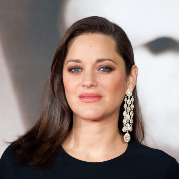 Marion Cotillard enceinte à la première de ‘Alliés' (‘Allied’) aux cinémas Odeon à Leicester Square à Londres, le 21 novembre 2016  People à la première de ‘Alliés’ (‘Allied’) aux cinémas Odeon à Leicester Square à Londres, 21st november 201621/11/2016 - 