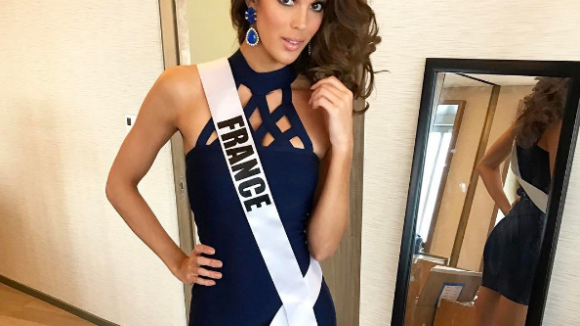 Miss Univers 2016: Iris Mittenaere, "excitée et fière", lance un appel aux votes
