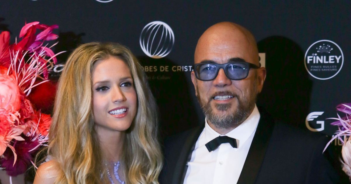 Pascal Obispo Et Sa Nouvelle Compagnenull