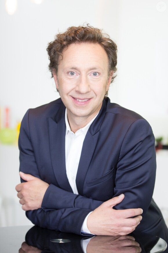 Exclusif - Stéphane Bern donne une interview chez Purepeople dans les locaux du groupe Webedia à Levallois-Perret, le 30 juin 2016.