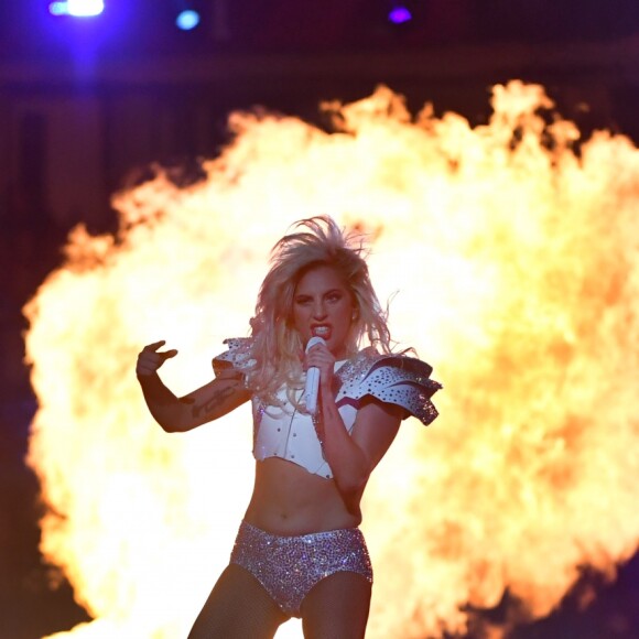 Lady Gaga en concert lors du Super Bowl au NRG Stadium à Houston, le 5 février 2017