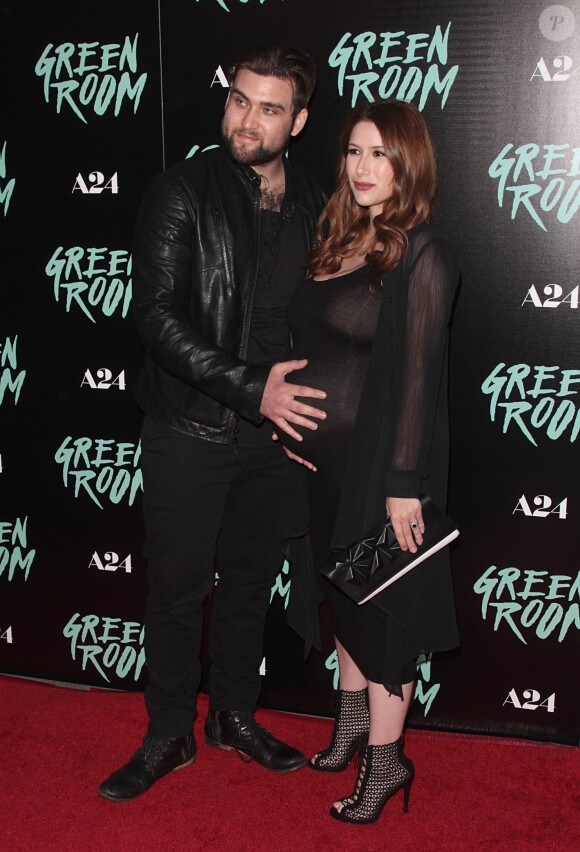 Weston Cage et sa femme Danielle (enceinte) à la première du film "Green Room" à Los Angeles le 13 avril 2016 © Adam Orchon/AdMedia via ZUMA Wire / Bestimage