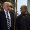 Le président élu Donald J. Trump et Kanye West dans le lobby de la Trump Tower à Manhattan, New York, le 13 décembre 2016.
