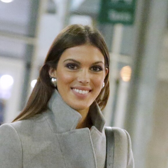 Exclusif - Miss Univers 2016 Iris Mittenaere arrive à l'aéroport JFK de New York City, New York, Etats-Unis, le 2 février 2017. 