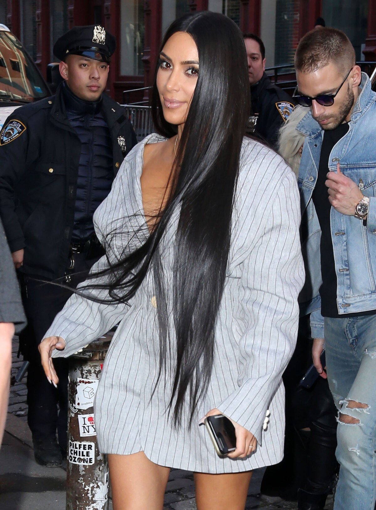 Kourtney Kardashian And Simon Huck Photo : Kim Kardashian et son attaché de presse Simon Huck se baladent