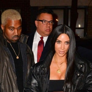 Kim Kardashian et Kanye West arrivent au restaurant Carbone à New York le 14 février 2017