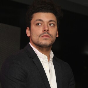 Kev Adams - Dîner de gala au profit de l'association "Princesse Margot", dont Muriel Hattab est la présidente et qui a été créée après le décès de sa fille, au Pavillon Royal à Paris. Le 14 Novembre 2016. © Denis Guignebourg / BestImage