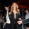 Mariah Carey et son nouveau compagnon sont allés dîner dans un restaurant à Los Angeles. A la sortie, des fans les attendaient. Le 15 février 2017
