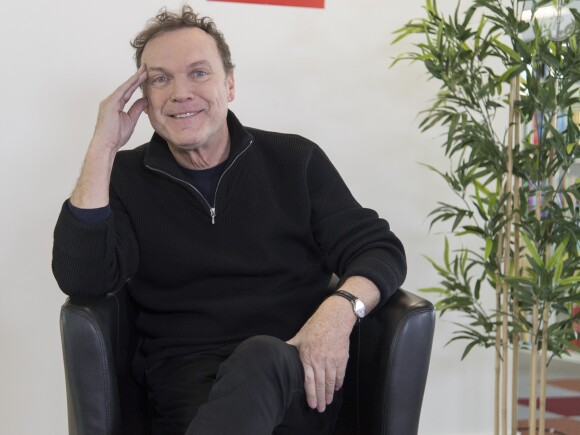 Exclusif - Rendez-vous avec Julien Lepers dans les locaux de Webedia pour une interview pour Purepeople à Levallois-Perret. Le 20 janvier 2017. © Pierre Perusseau / Bestimage
