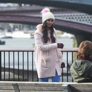 Thomas Brodie-Sangster, Olivia Olson, Liam Neeson sur le tournage de la suite de Love Actually pour le Comedy Relief and Red Nose Day à Londres le 16 février 2017.