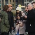 Thomas Brodie-Sangster, Richard Curtis, Olivia Olson, Liam Neeson sur le tournage de la suite de Love Actually pour le Comedy Relief and Red Nose Day à Londres le 16 février 2017.