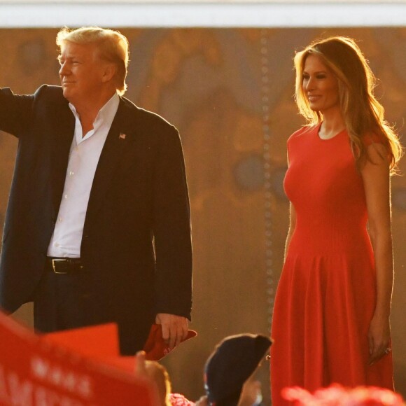 Donald et Melania Trump lors d'un grand rassemblement organisé à Melbourne, en Floride, le 18 février 2017