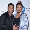 Russell Wilson et sa femme Ciara, enceinte à la soirée Warner Music Group en marge des Grammy Awards au Milk Studio à Los Angeles le 12 février 2017.