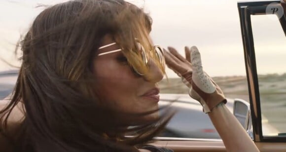 La jolie Monica Cruz apparaît dans le clip Cloud 9, nouveau titre de Jamiroquai.