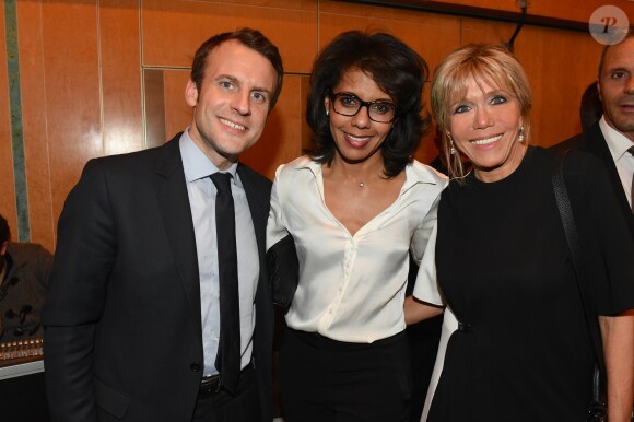 Audrey Pulvar, Emmanuel Macron (candidat du mouvement ''En marche !'' à l'élection présidentielle 2017) et sa femme Brigitte (Trogneux) au 32ème dîner annuel du Conseil représentatif des institutions juives de France (Crif) à l'hôtel Pullman Paris Montparnasse à Paris, le 22 février 2017. © Erez Lichrfeld/Bestimage