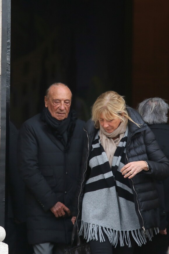 Exclusif - Jacques Séguéla et sa femme sophie - Sortie des obsèques d'Emmanuelle Khanh au cimetière du Père-Lachaise à Paris, le 23 février 2017.