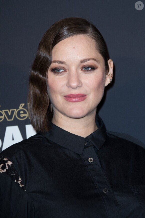 Marion Cotillard enceinte - Soirée des Révélations César 2017 dans les Salons Chaumet à Paris le 16 janvier 2017. Ce sont trente-quatre jeunes talents, qui ont été sélectionnés par le Comité Révélations de l'Académie des Arts et Techniques du Cinéma pour incarner la nouvelle garde du cinéma français et qui posent avec leur parrains et marraines, avant la cérémonie des César qui se tiendra le 24 février prochain. © Cyril Moreau/Bestimage