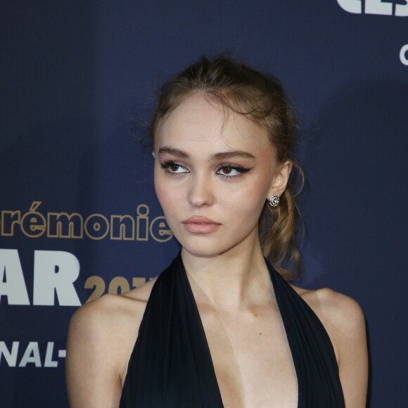 Lily-Rose Depp, nominée meilleur espoir féminin pour le film "La Danseuse" au photocall de la 42e cérémonie des César à la salle Pleyel à Paris le 24 février 2017. © Dominique Jacovides / Oliver Borde / Bestimage