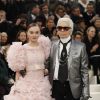 Lily-Rose Depp et Karl Lagerfeld au Premier défilé de mode "Chanel", collection Haute-Couture printemps-été 2017 au Grand Palais à Paris. Le 24 janvier 2017 © Olivier Borde / Bestimage