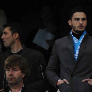 Baptiste Giabiconi et Ahmed Sylla au stade vélodrome à Marseille le 26 février 2017 lors du match de football entre l'Olympique de Marseille et le Paris-Saint-Germain.