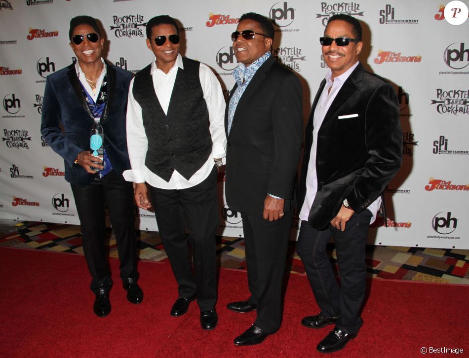 LES FRERES JACKSON (JACKIE JACKSON, TITO JACKSON, JERMAINE JACKSON ET